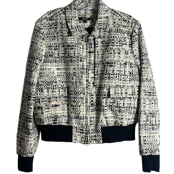 Badgley Mischka Jackets & Blazers - Badgley Mischka Black and White Patterned Bomber Jacket